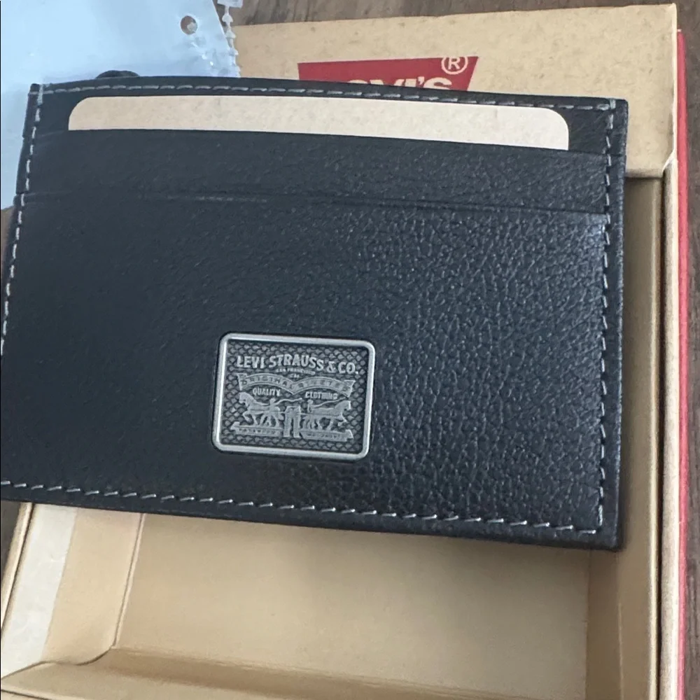 Levi's Black Leather Slim Card Sleeve with Silver Logo